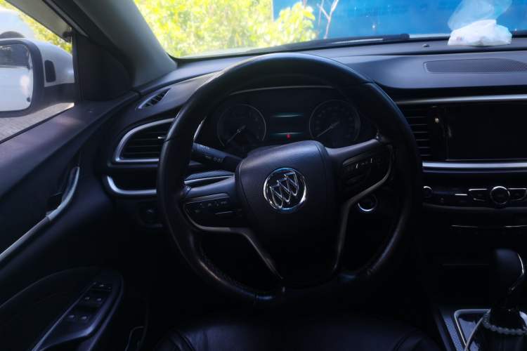 Used Buick GT 2019 18T Automatic Connected Elite Model China V Standard Steering Wheel