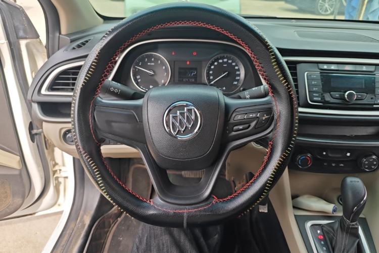 Used Buick GT 2019 15T Dual-Clutch Advanced Version China VI Standard Steering Wheel