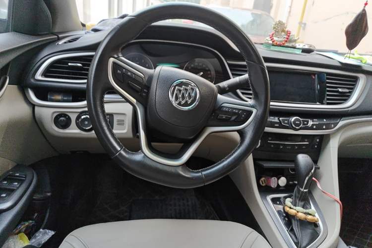 Used Buick GT 2019 15T Dual-Clutch Connected Elite Model China VI Steering Wheel