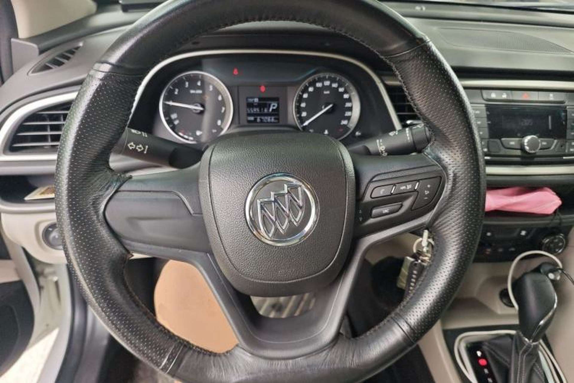 Used Buick GT 2019 15T Dual-Clutch Advanced Version China VI Standard Steering Wheel