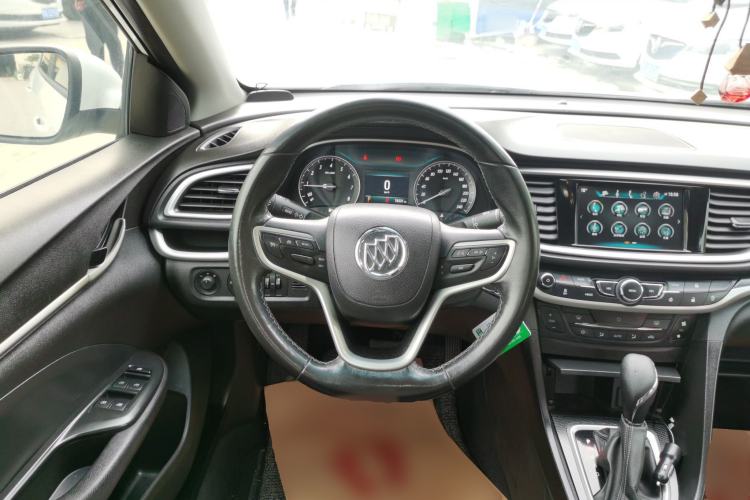 Used Buick GT 2019 18T Automatic Connected Elite Model China VI Standard Steering Wheel