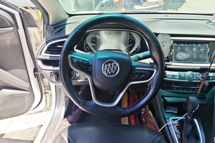 Used Buick GT 2019 18T Automatic Connected Elite Model China VI Standard Steering Wheel