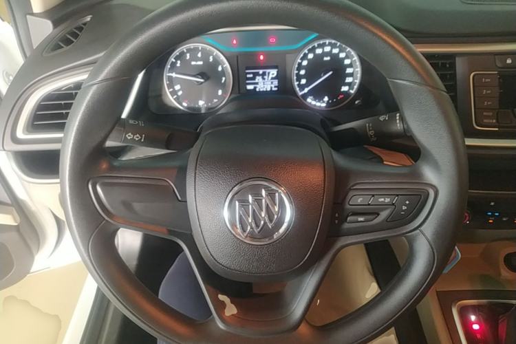 Used Buick GT 2019 15T Dual-Clutch Advanced Version China VI Standard Steering Wheel