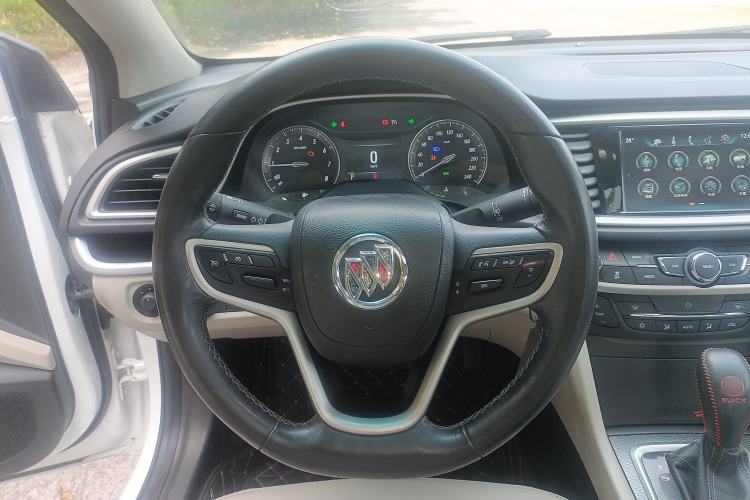 Used Buick GT 2019 15T Dual-Clutch Connected Elite Model China VI Steering Wheel