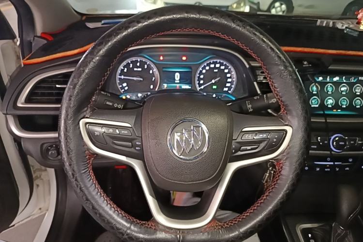 Used Buick GT 2019 18T Automatic Connected Elite Model China VI Standard Steering Wheel