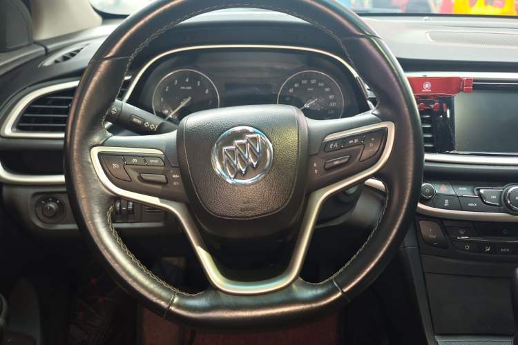Used Buick GT 2019 18T Automatic Connected Elite Model China V Standard Steering Wheel