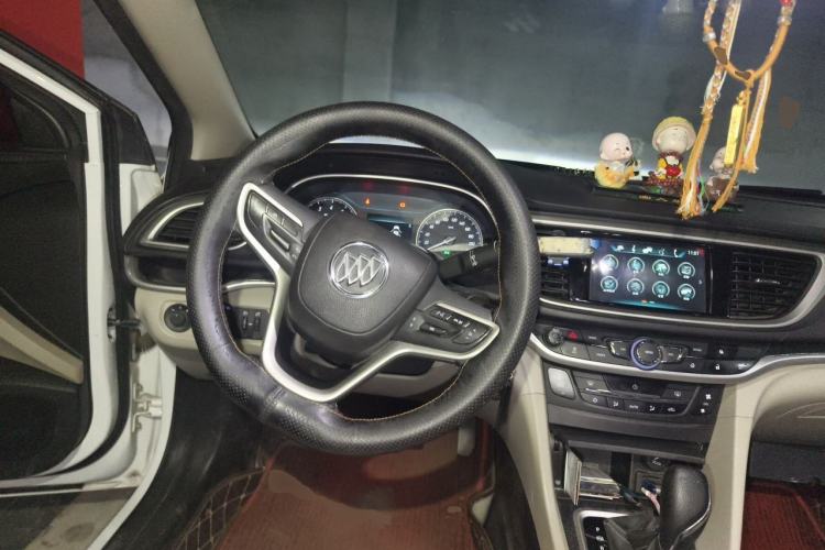 Used Buick GT 2019 15T Dual-Clutch Connected Elite Model China VI Steering Wheel