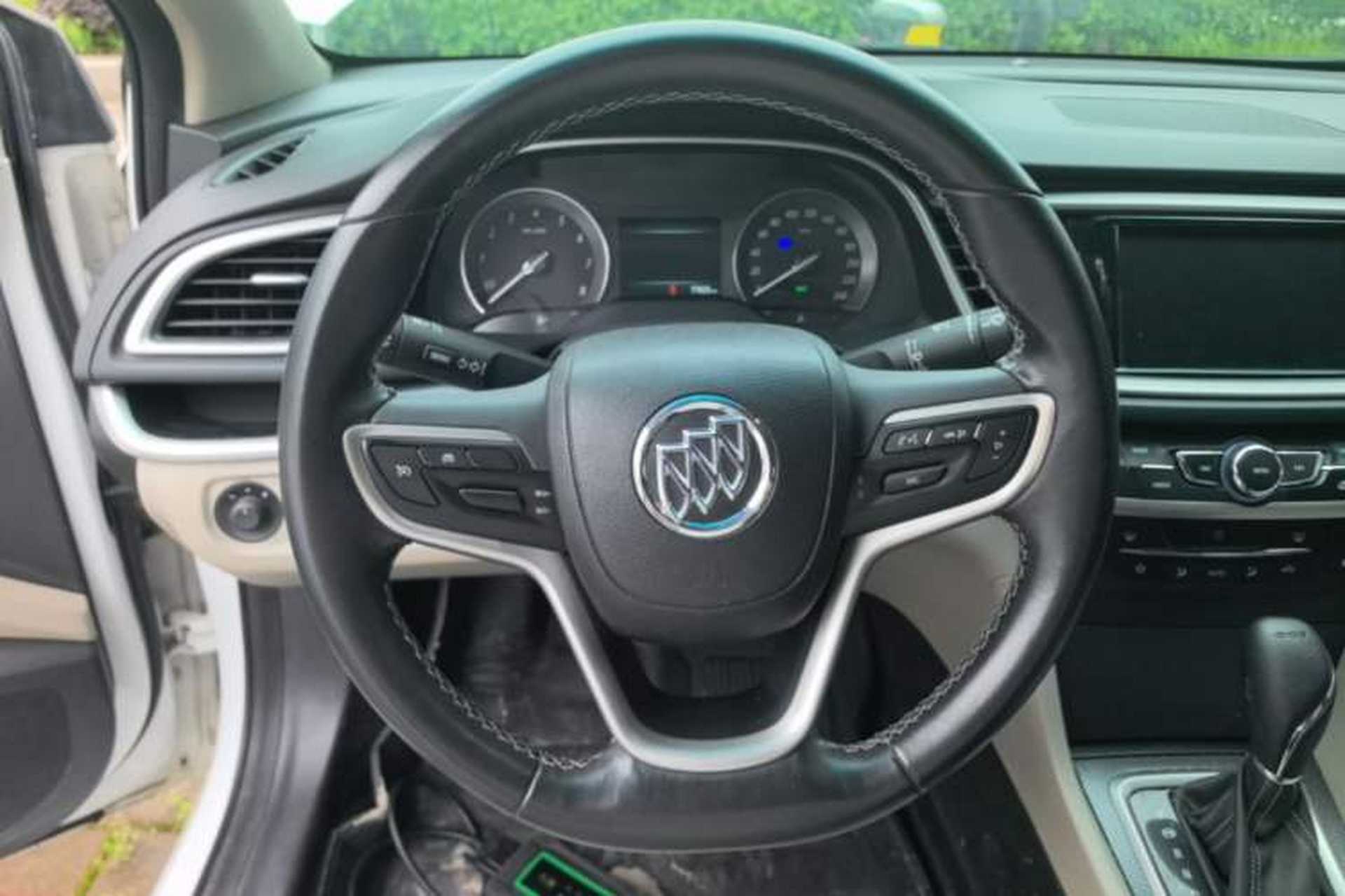Used Buick GT 2019 15T Dual-Clutch Connected Elite Model China VI Steering Wheel