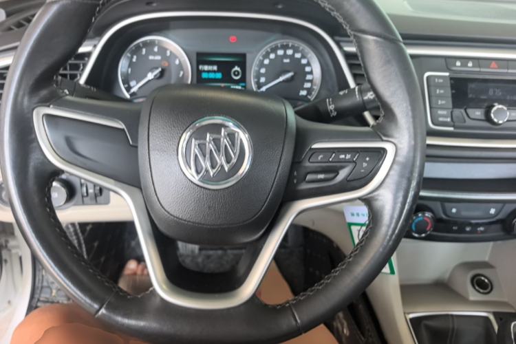 Used Buick GT 2019 15T Manual Elite Version China VI Standard Steering Wheel