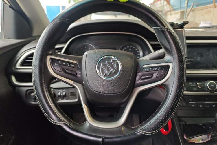 Used Buick GT 2019 18T Automatic Connected Elite Model China VI Standard Steering Wheel