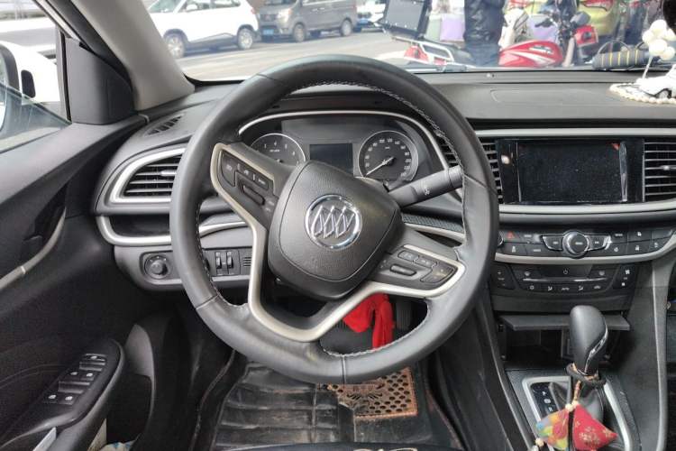 Used Buick GT 2019 18T Automatic Connected Elite Model China V Standard Steering Wheel