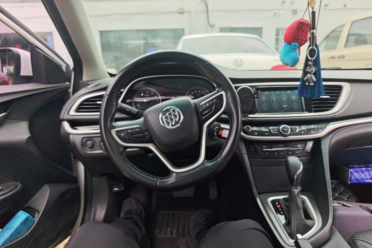 Used Buick GT 2019 18T Automatic Connected Elite Model China VI Standard Steering Wheel