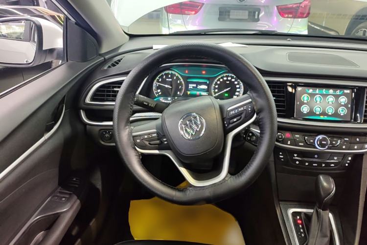 Used Buick GT 2019 18T Automatic Connected Elite Model China VI Standard Steering Wheel