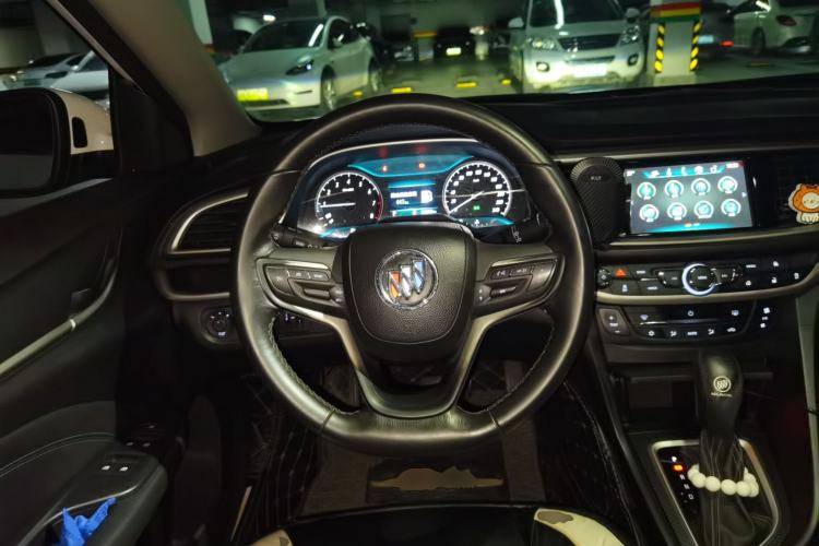 Used Buick GT 2019 18T Automatic Connected Elite Model China V Standard Steering Wheel