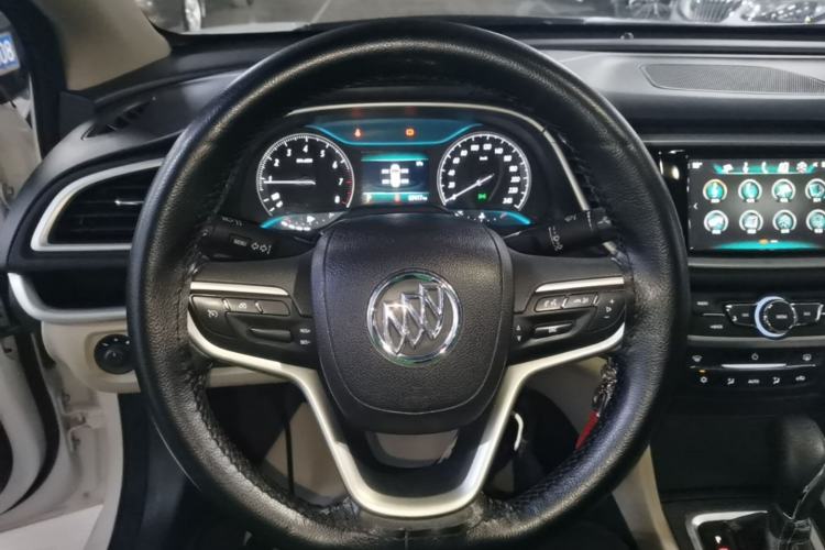 Used Buick GT 2019 15T Dual-Clutch Connected Elite Model China VI Steering Wheel