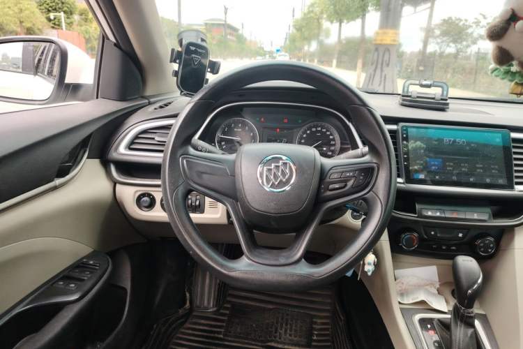 Used Buick GT 2019 15T Dual-Clutch Advanced Version China VI Standard Steering Wheel