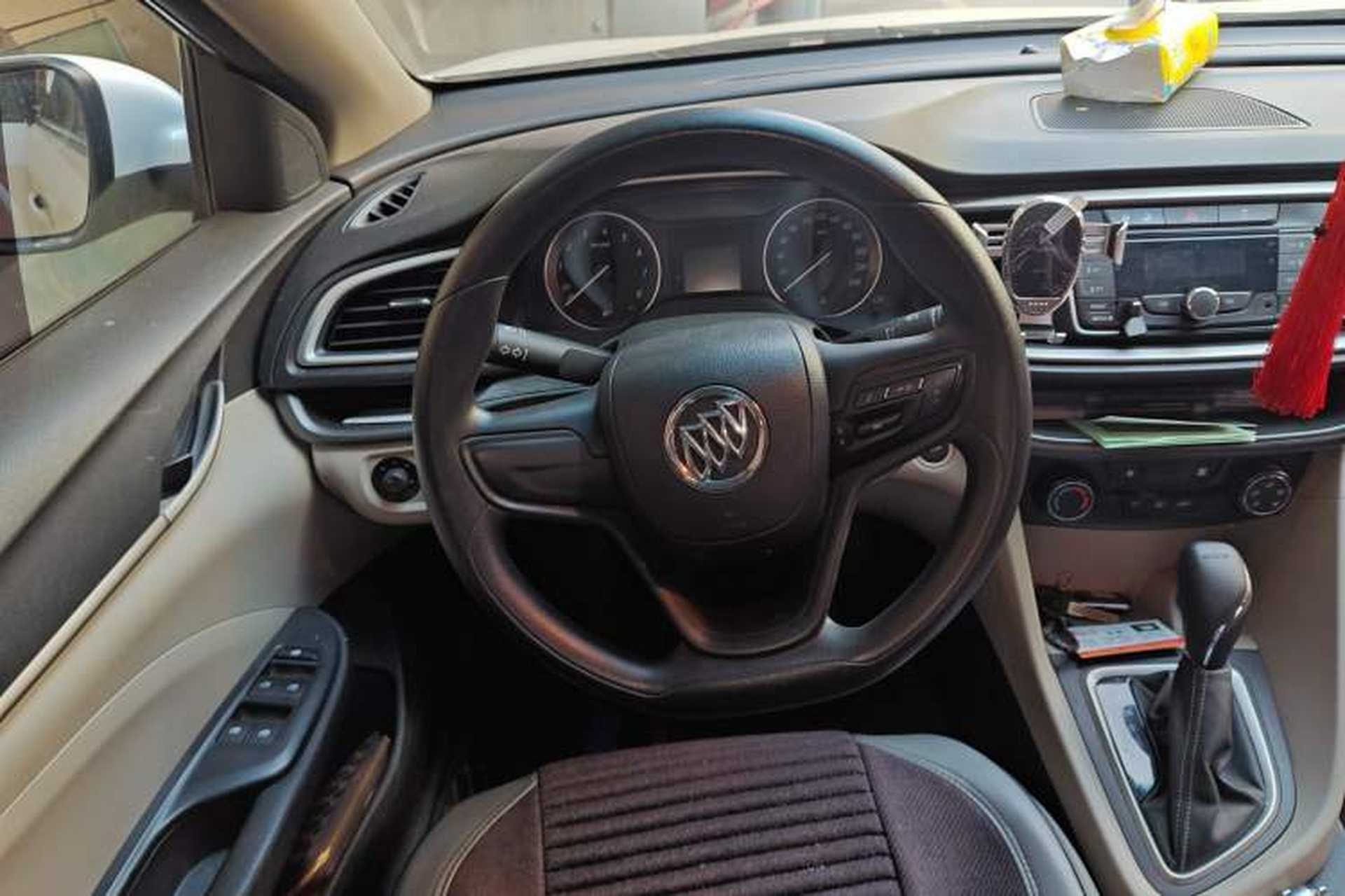 Used Buick GT 2019 15T Dual-Clutch Advanced Version China VI Standard Steering Wheel