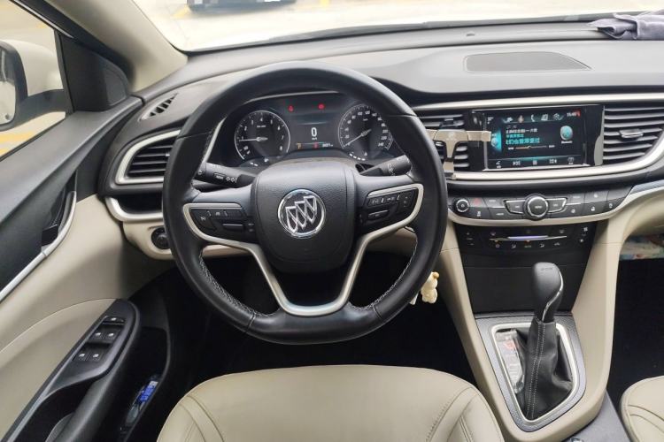 Used Buick GT 2019 15T Dual-Clutch Connected Elite Model China VI Steering Wheel