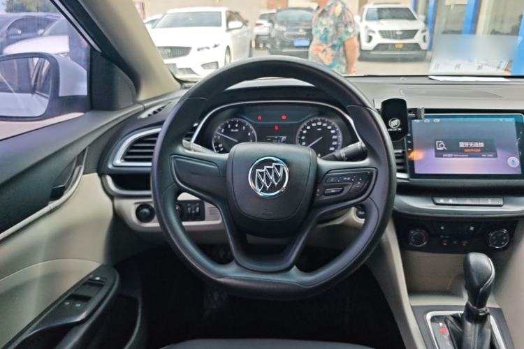Used Buick GT 2019 15T Dual-Clutch Advanced Version China VI Standard Steering Wheel