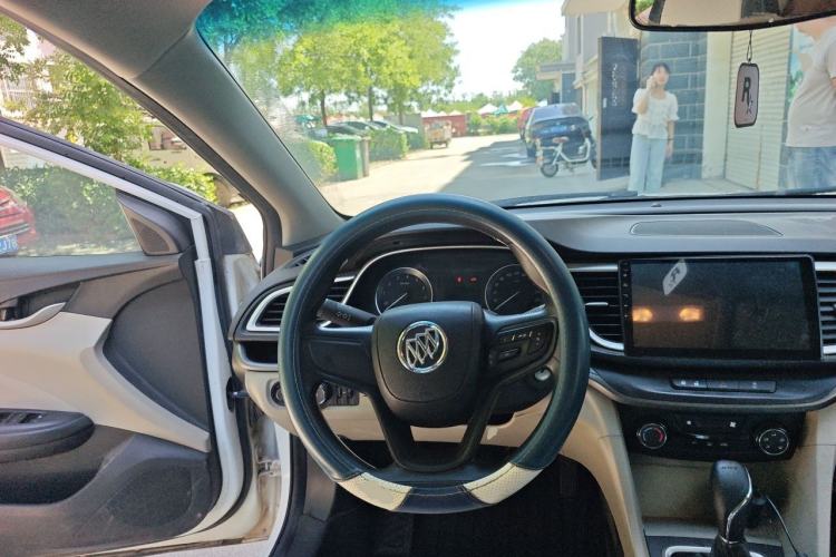 Used Buick GT 2019 15T Dual-Clutch Advanced Version China VI Standard Steering Wheel