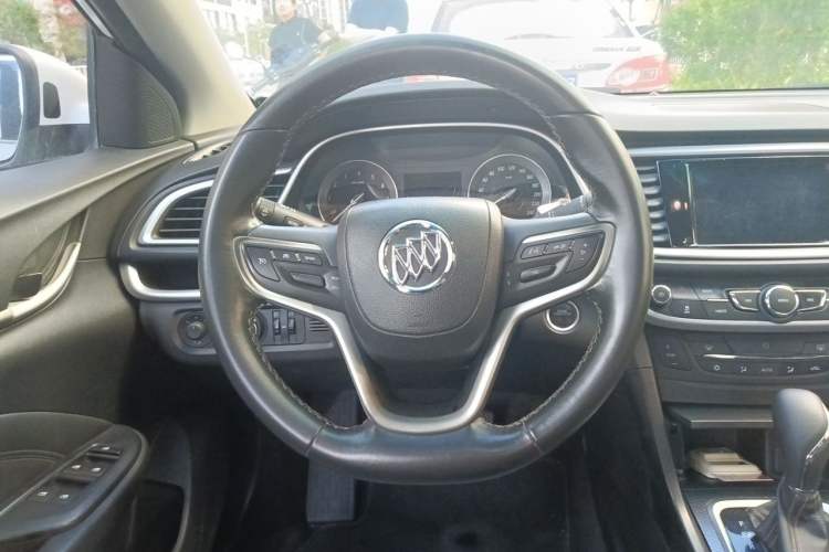 Used Buick GT 2019 18T Automatic Connected Elite Model China V Standard Steering Wheel