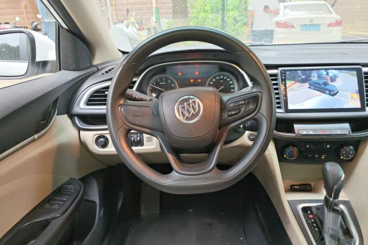 Used Buick GT 2019 15T Dual-Clutch Advanced Version China VI Standard Steering Wheel