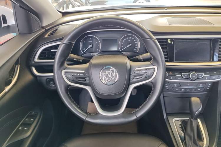 Used Buick GT 2019 18T Automatic Connected Elite Model China V Standard Steering Wheel