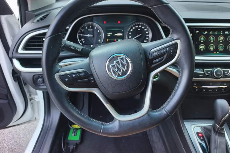 Used Buick GT 2019 18T Automatic Connected Flagship Version China VI Standard Steering Wheel