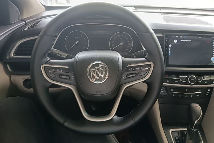 Used Buick GT 2019 15T Dual-Clutch Connected Elite Model China VI Steering Wheel