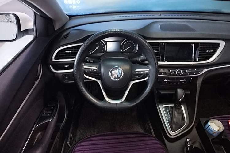 Used Buick GT 2019 18T Automatic Connected Elite Model China VI Standard Steering Wheel