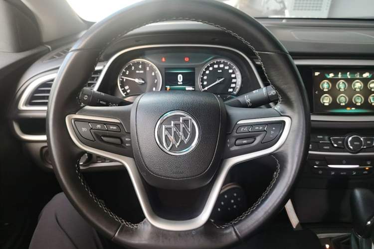 Used Buick GT 2019 18T Automatic Connected Elite Model China VI Standard Steering Wheel