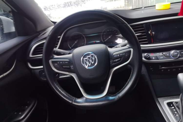 Used Buick GT 2019 18T Automatic Connected Elite Model China VI Standard Steering Wheel