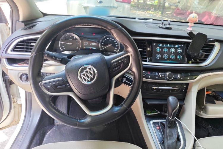 Used Buick GT 2019 15T Dual-Clutch Connected Elite Model China VI Steering Wheel