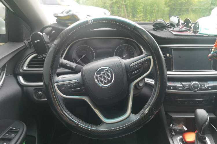 Used Buick GT 2019 18T Automatic Connected Elite Model China VI Standard Steering Wheel