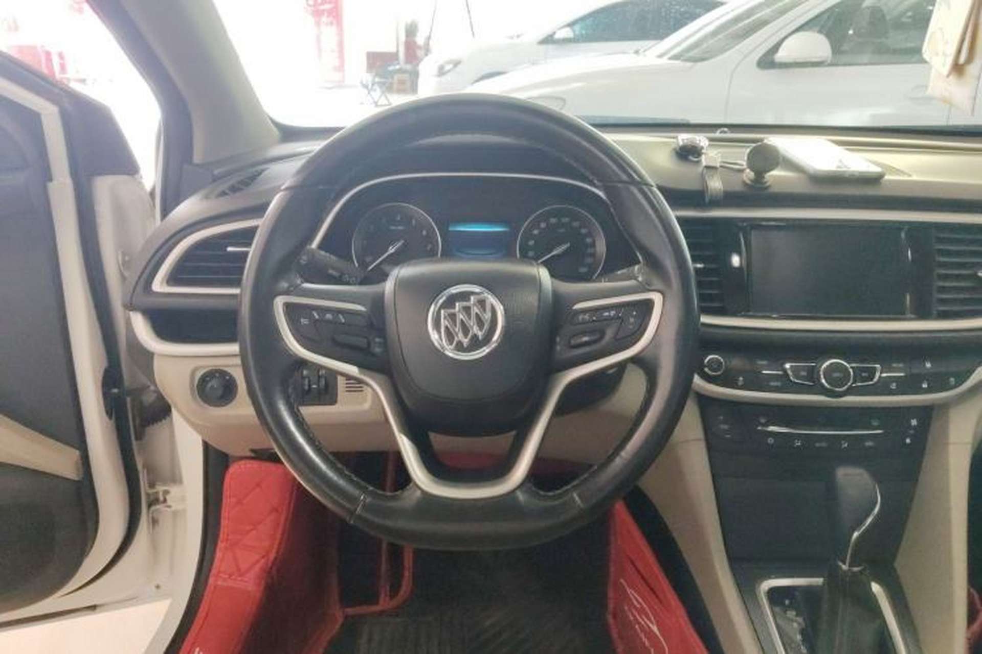 Used Buick GT 2019 15T Dual-Clutch Connected Elite Version China V Standard Steering Wheel