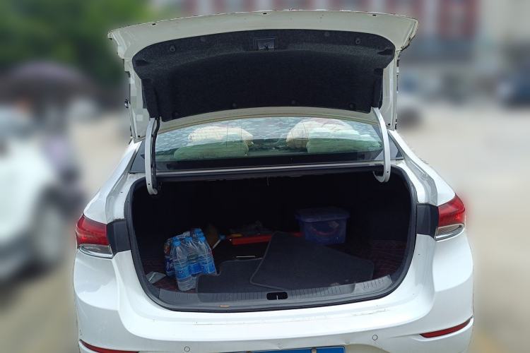 Used Buick GT 2019 18T Automatic Connected Elite Model China VI Standard Trunk
