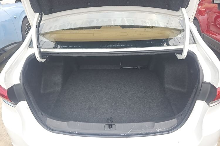 Used Buick GT 2019 15T Manual Elite Version China VI Standard Trunk