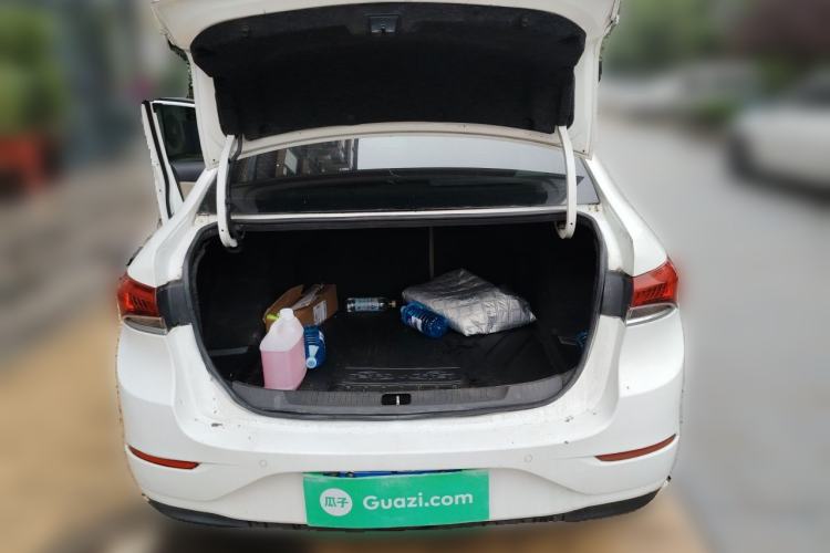 Used Buick GT 2019 15T Dual-Clutch Connected Elite Model China VI Trunk