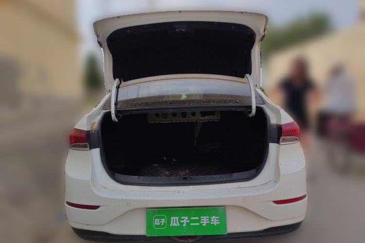 Used Buick GT 2019 15T Dual-Clutch Connected Elite Model China VI Trunk