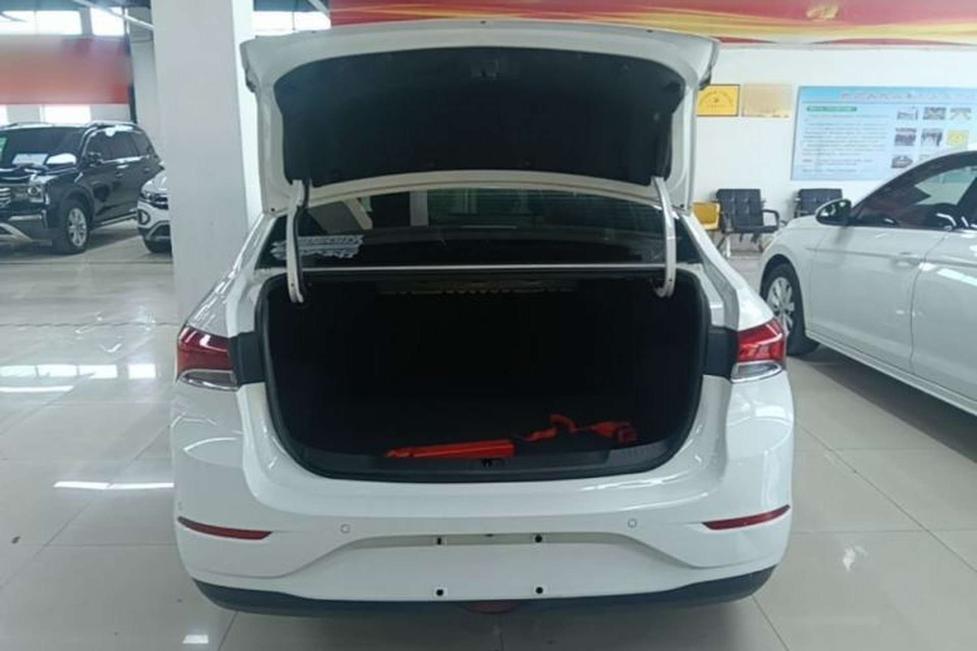Used Buick GT 2019 18T Automatic Connected Elite Model China VI Standard Trunk