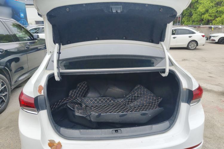 Used Buick GT 2019 18T Automatic Connected Elite Model China VI Standard Trunk