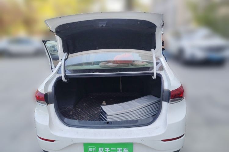 Used Buick GT 2019 15T Dual-Clutch Connected Elite Model China VI Trunk
