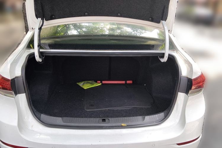 Used Buick GT 2019 18T Automatic Connected Elite Model China V Standard Trunk
