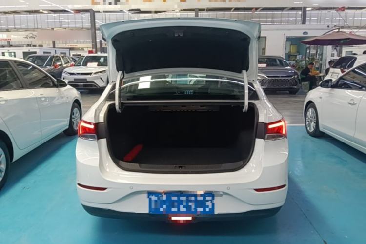 Used Buick GT 2019 18T Automatic Connected Elite Model China VI Standard Trunk
