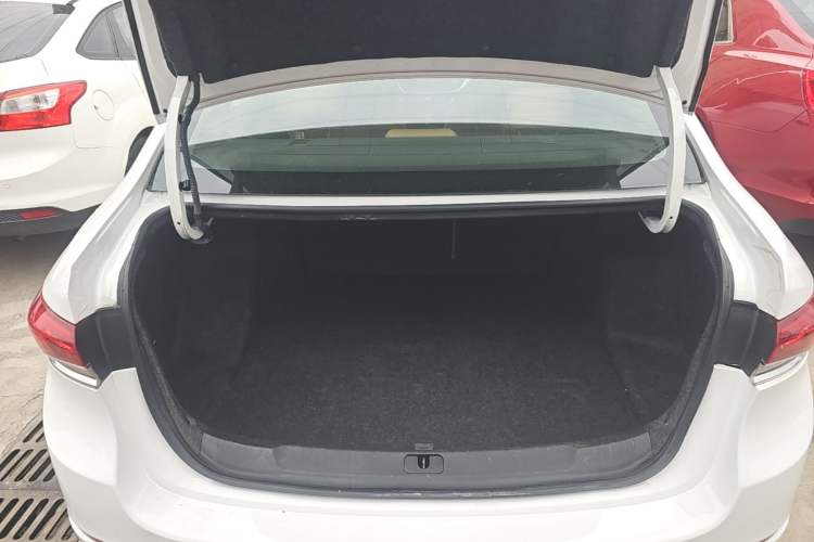 Used Buick GT 2019 18T Automatic Connected Flagship Version China V Standard Trunk