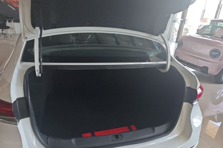 Used Buick GT 2019 18T Automatic Connected Elite Model China VI Standard Trunk