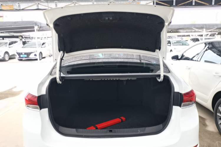 Used Buick GT 2019 18T Automatic Connected Elite Model China VI Standard Trunk
