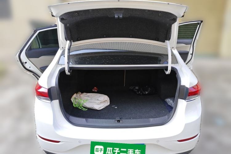 Used Buick GT 2019 15T Dual-Clutch Connected Elite Version China V Standard Trunk