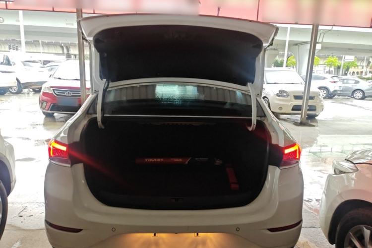 Used Buick GT 2019 18T Automatic Connected Elite Model China VI Standard Trunk