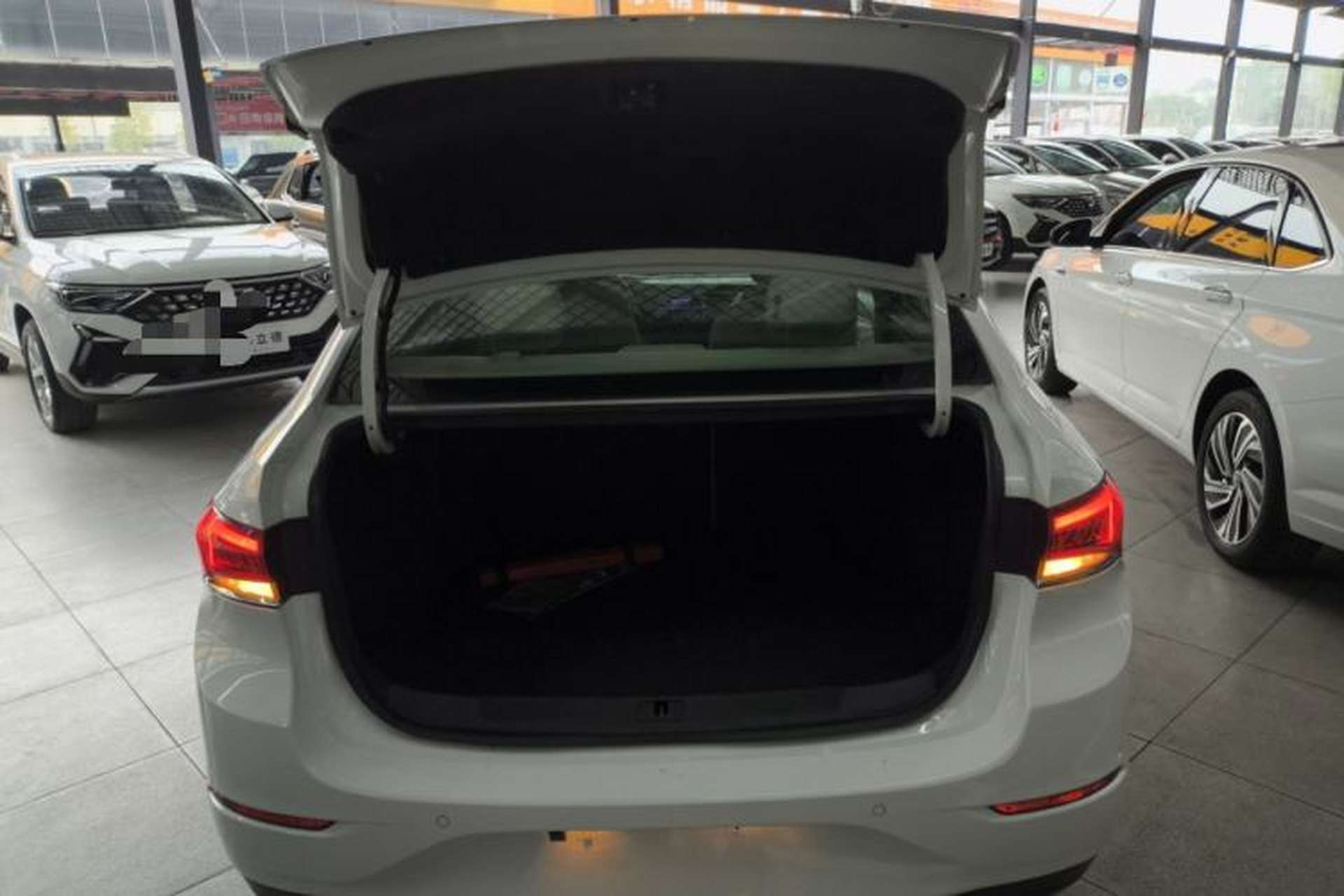 Used Buick GT 2019 15T Manual Elite Version China VI Standard Trunk